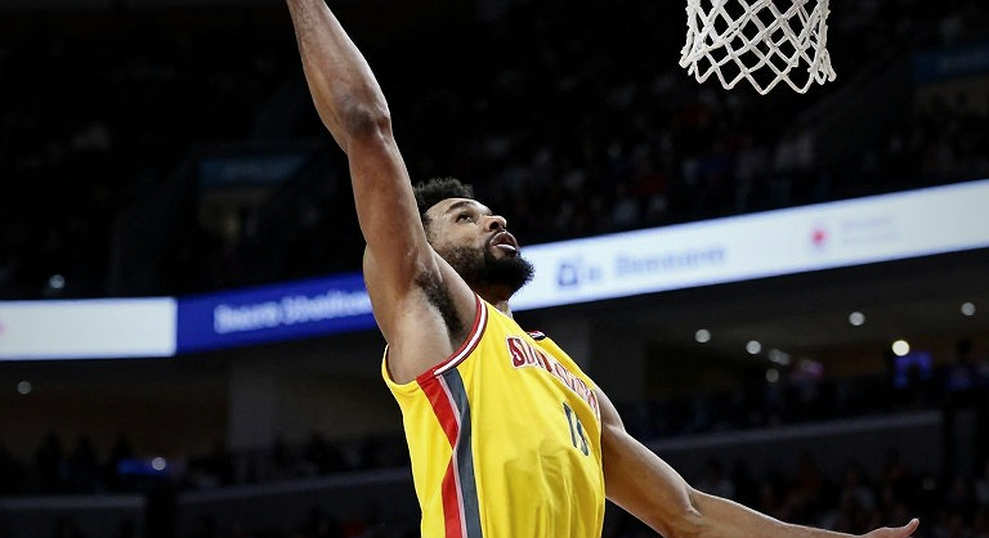 Milutinov bỏ ngỏ trận tới: Olympiacos và bài kiểm tra vòng xoay trung phong Milutinov bỏ ngỏ trận tới: Olympiacos và bài kiểm tra vòng xoay trung phong