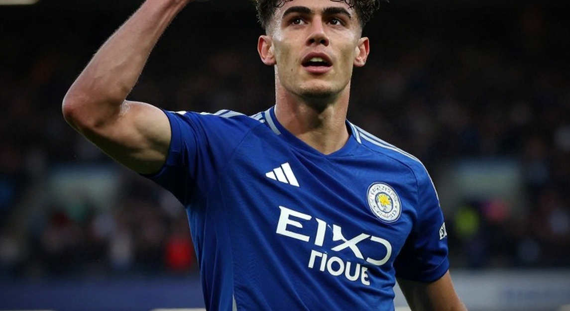Gabriel thoát thẻ đỏ giữa tranh cãi VAR, Arsenal ngược dòng hạ Chelsea Gabriel thoát thẻ đỏ giữa tranh cãi VAR, Arsenal ngược dòng hạ Chelsea