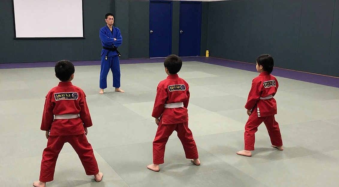 Thiếu dữ liệu nguồn: Không thể viết bài báo thể thao từ Stage-1 trống Thiếu dữ liệu nguồn: Không thể viết bài báo thể thao từ Stage-1 trống