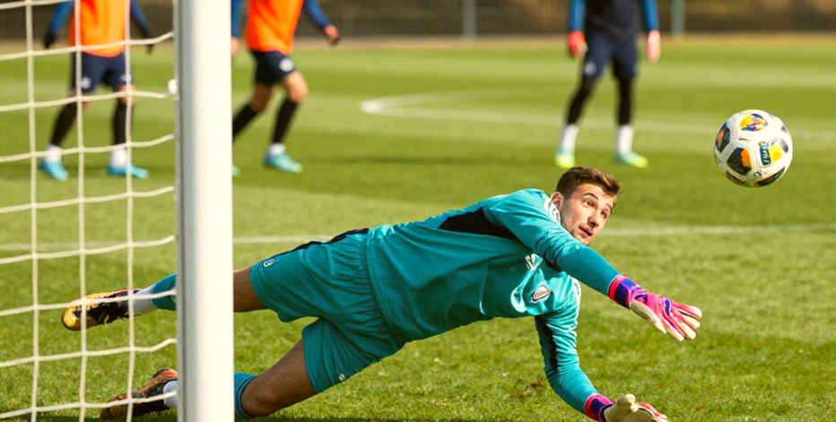 Justin Hubner gọi trận thắng 9-2 của Indonesia là điên rồ nhất sự nghiệp: ngôi đầu bảng chỉ cách nhau hai bàn thắng