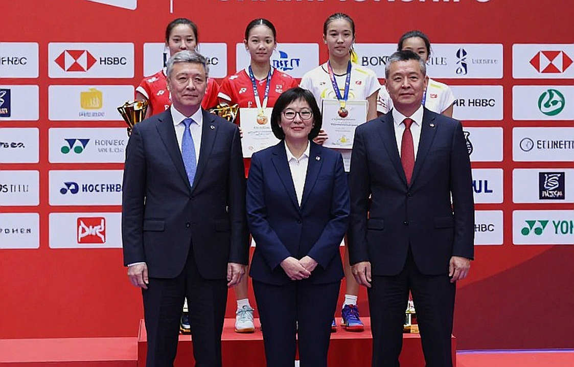 Kumamoto Masters 2026: Li Shifeng lĩnh ấn tiên phong, khoảng trống Shi Yuqi và dòng chảy ngầm của cầu lông Trung Quốc