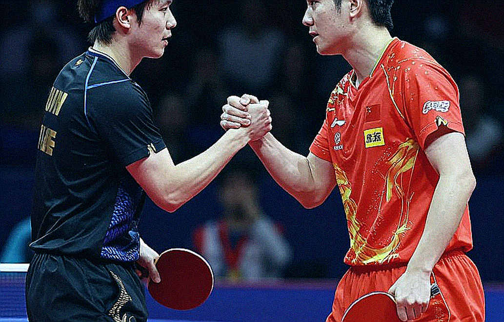 Nhịp điệu bị cắt đứt: Kỳ chuyển nhượng V-League và cái giá của "mã hóa ẩn"