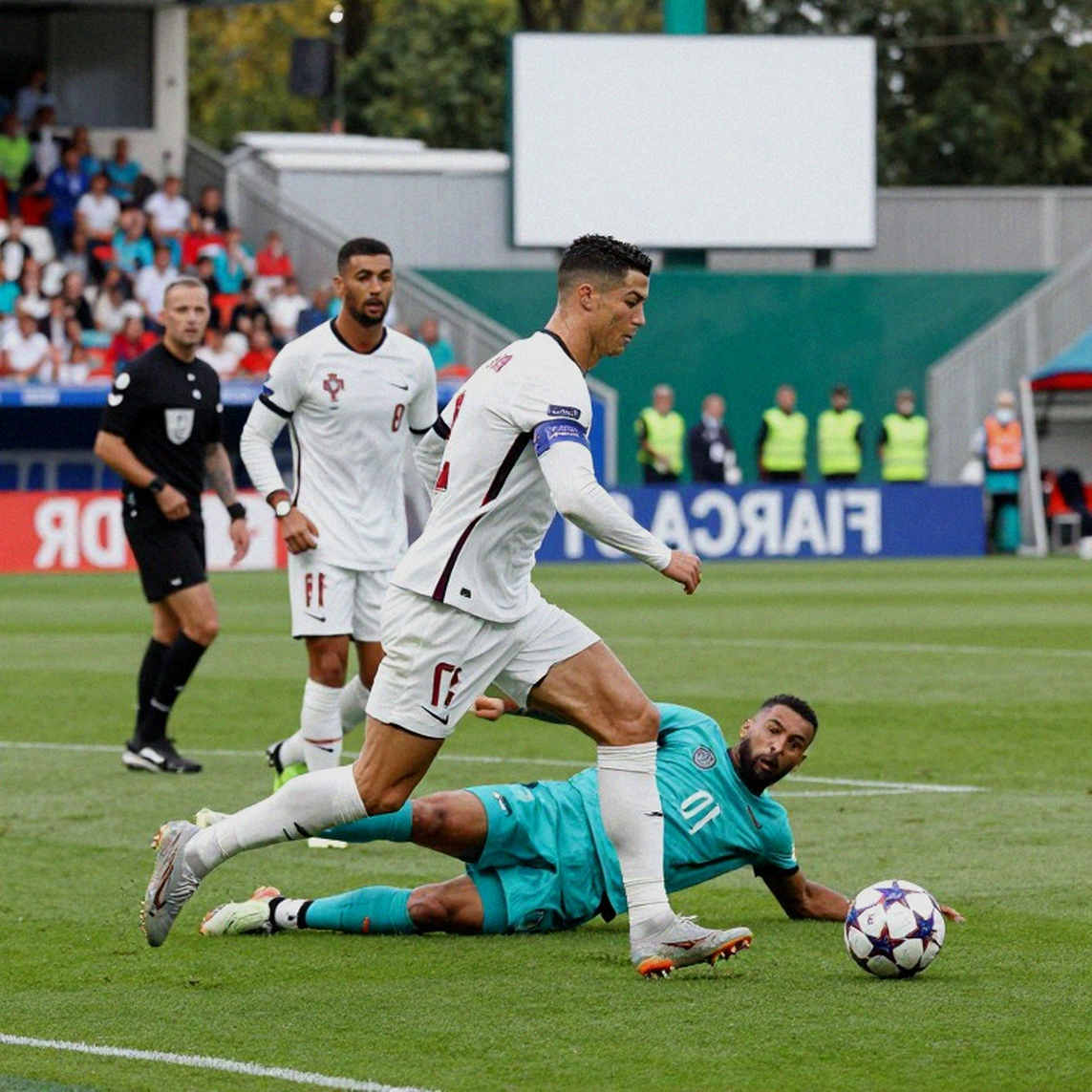 Vietnamese Football Faces Data Challenges: When Tactical Analysis Hits the 'Information Wall' Vietnamese Football Faces Data Challenges: When Tactical Analysis Hits the 'Information Wall'